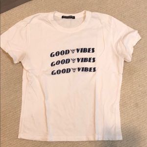 Brandy Melville good vibes t-shirt